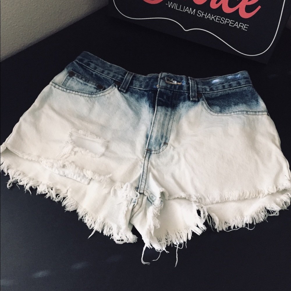 Distressed Bleach Dipped Shorts